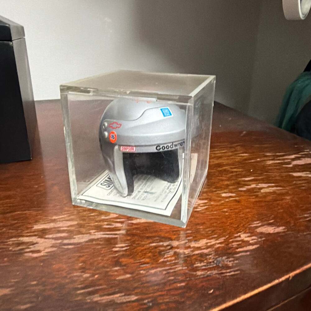 Dale Earnhardt #3 GM Goodwrench Silver Limited First Edition 1:4 Scale Mini Helm